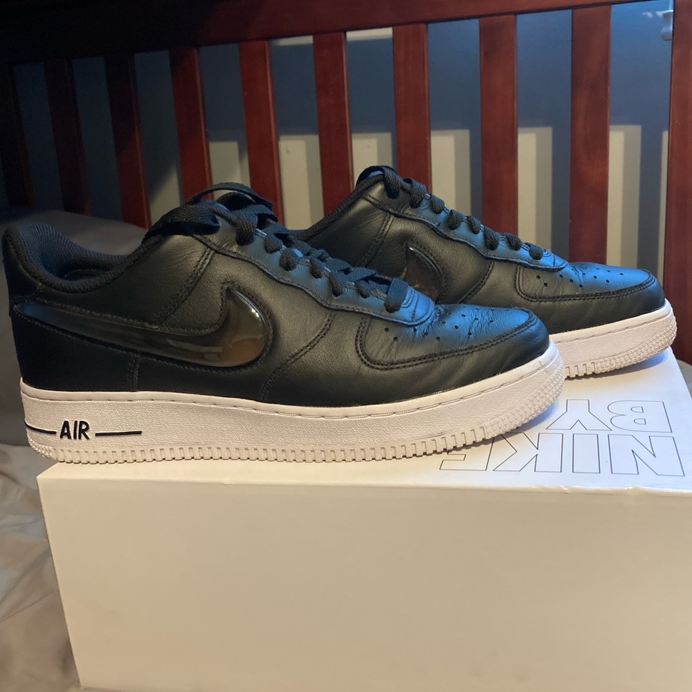 Men’s Nike 8.5 Air Force Ones